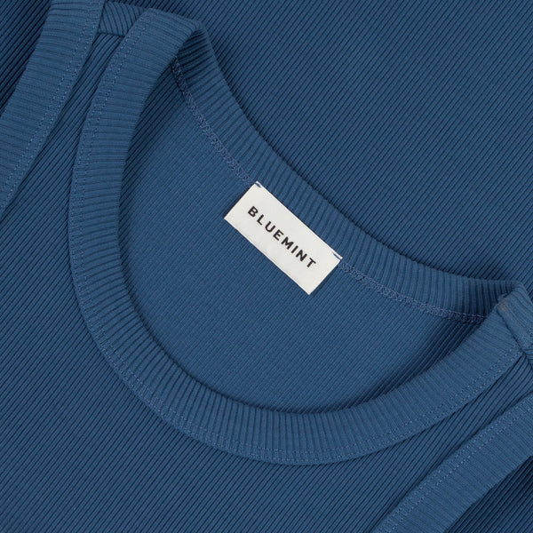 Bluemint avril atlet