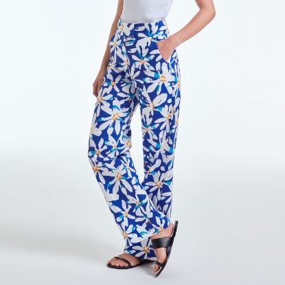 LYNN BLUE PLUMERIA	
